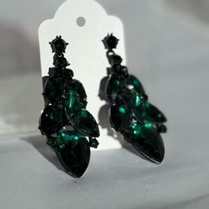 Elegant Green Chandelier Drop Earrings